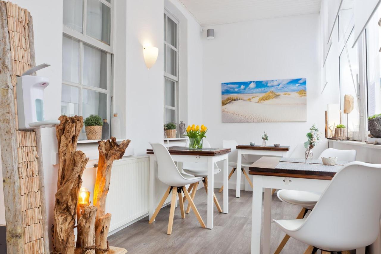 Haus Menno Janssen - Einzelzimmer Norderney Extérieur photo